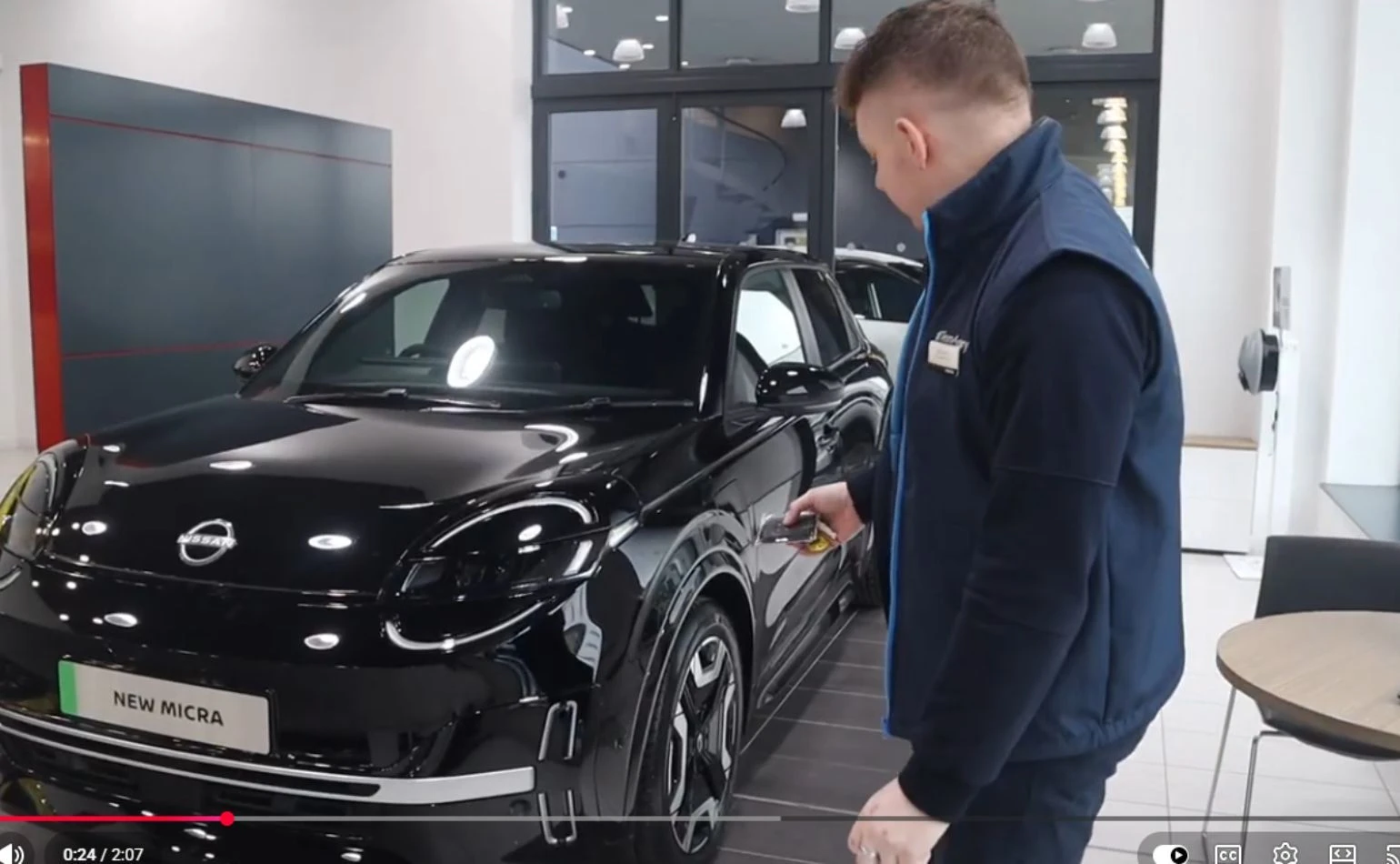 #{brand.name} #{range.name} video